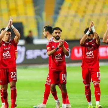 معركة ثلاثية في الدوري المصري لخطف نجم دفاع الأهلي